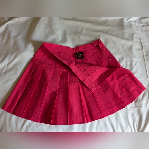 Prince Vintage Tennis Shirt, vibrant color, like new - Picture 3 of 7